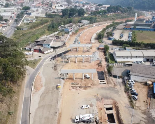 CCR ViaOeste realiza lançamento de vigas na Rodovia Raposo Tavares, em Mairinque 